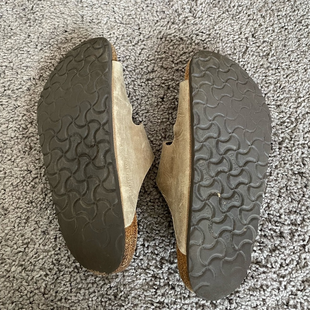 Birkenstock Tan Leather Sandals - Picture 5 of 5